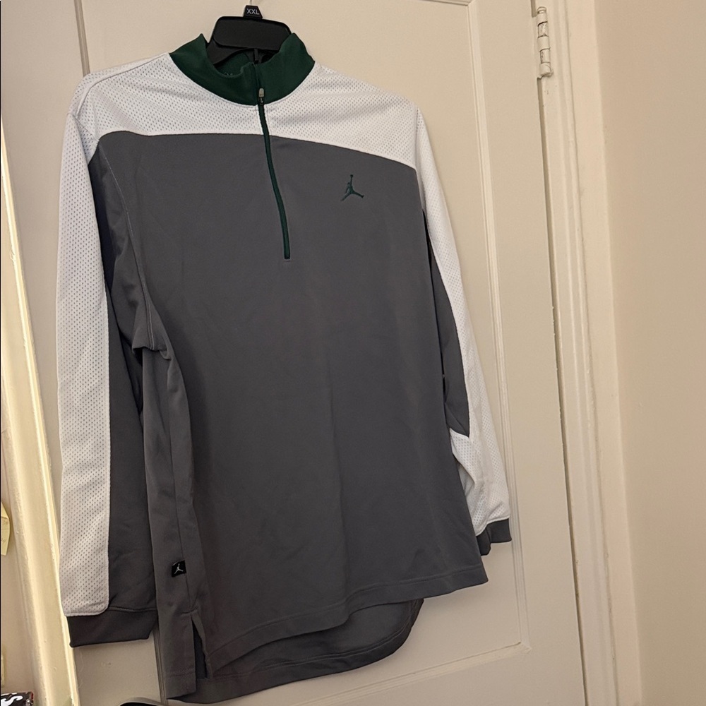 Jordan Gray and White Quarter-Zip Pullover with Green Accents size: L